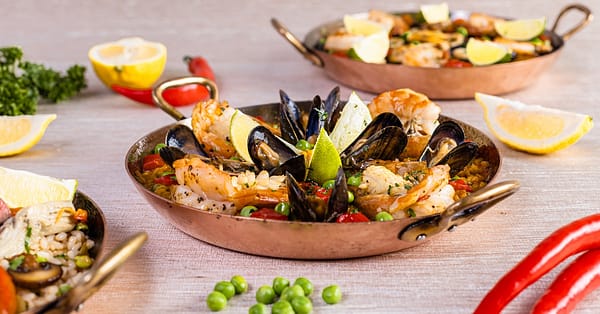 5-Star Paella Night With Entertainment & Drinks â A Feast To Remember Abu Dhabi - Image 4